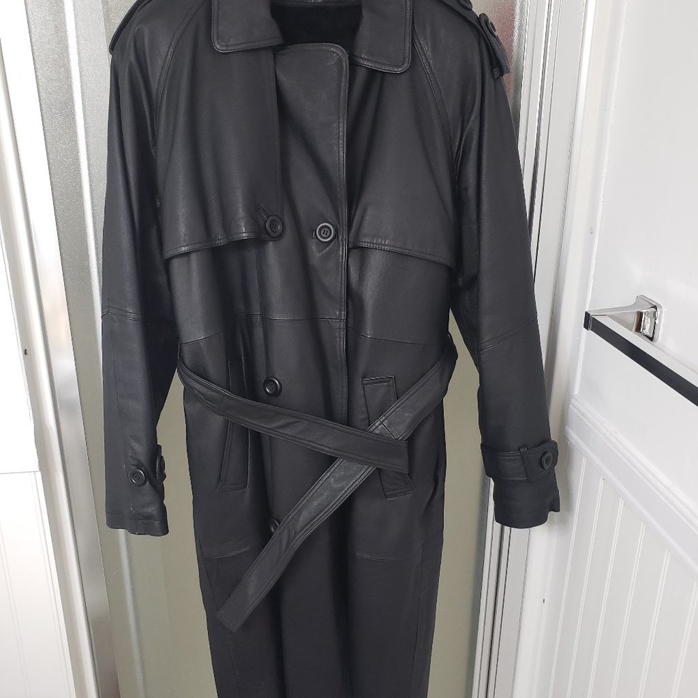 Black Wilda genuine leather trench coat - size S (42R) like new.